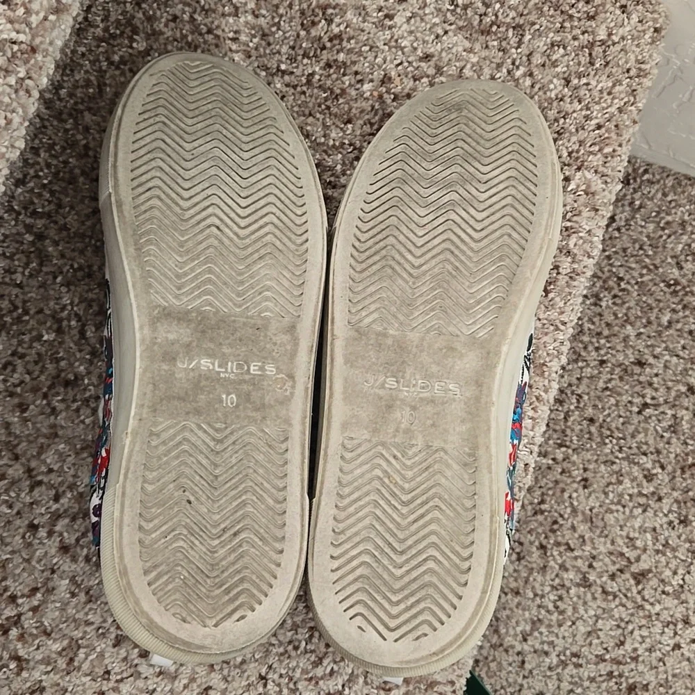 J/Slides White Athletic Shoes for Women - Picture 6 of 10